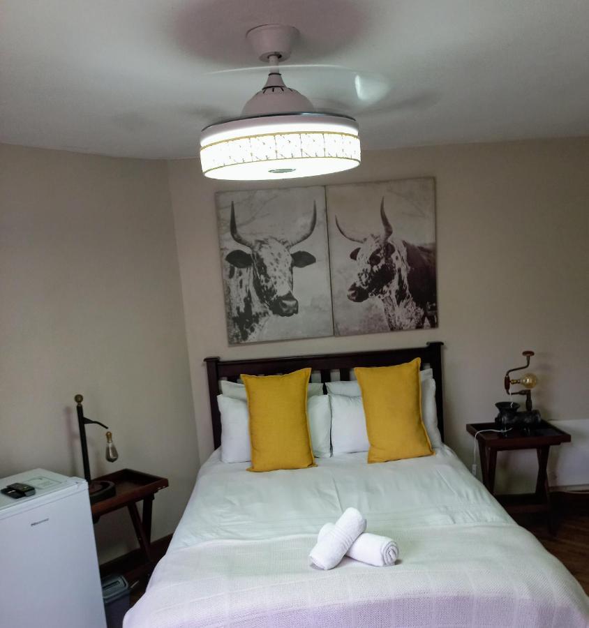 Woodleigh Guest Lodge East London Esterno foto